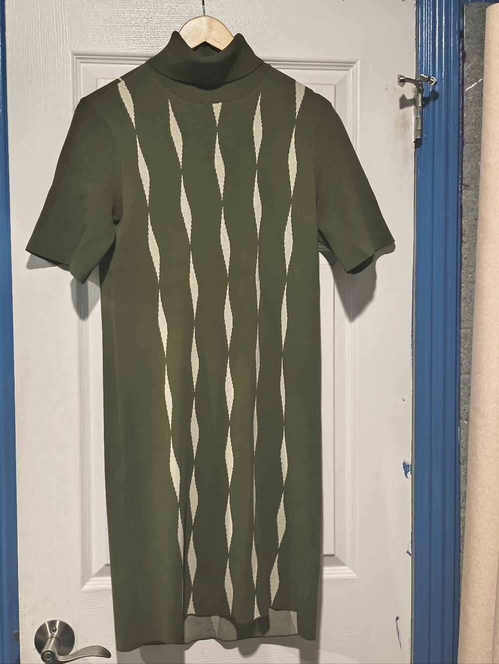 Saunders Collective Green Diamond Jacquard Short Sleeve Sweater Dress - Size M - Picture 2 of 15